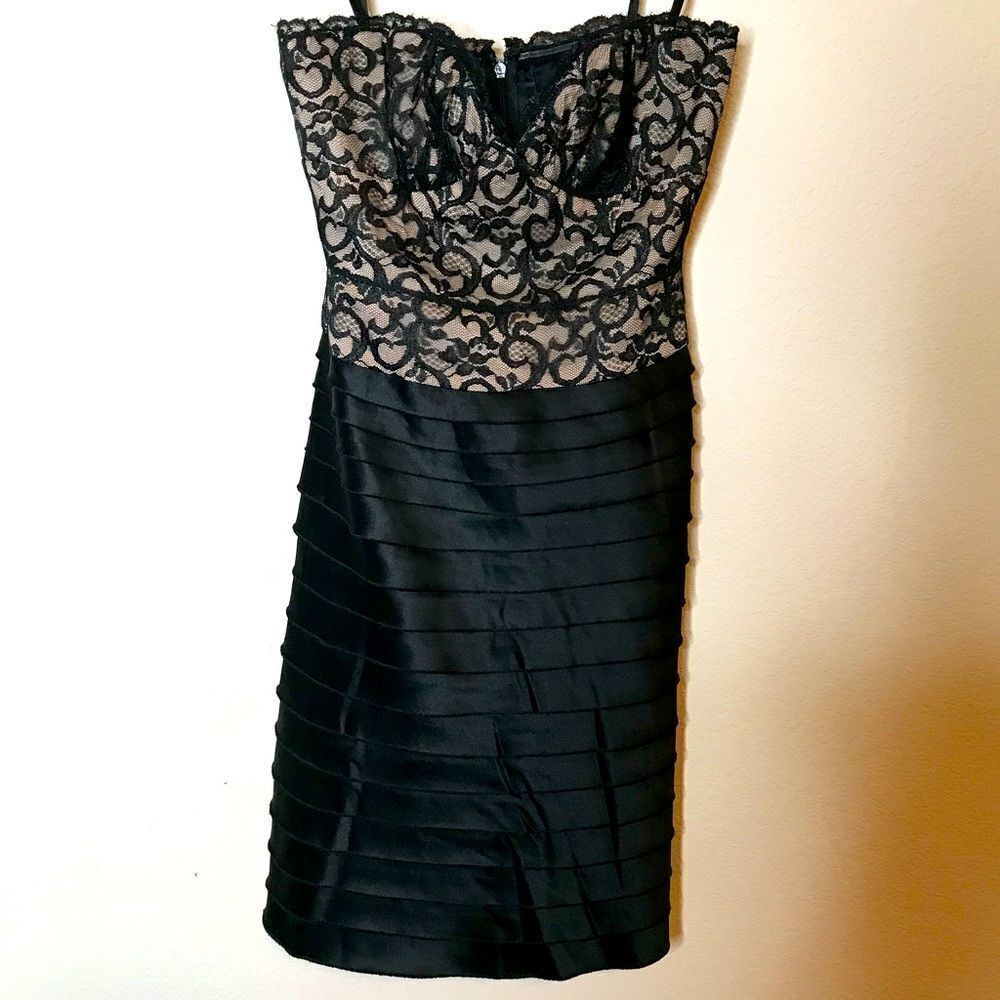 ‎Bcbgmaxazria lace bodice dress